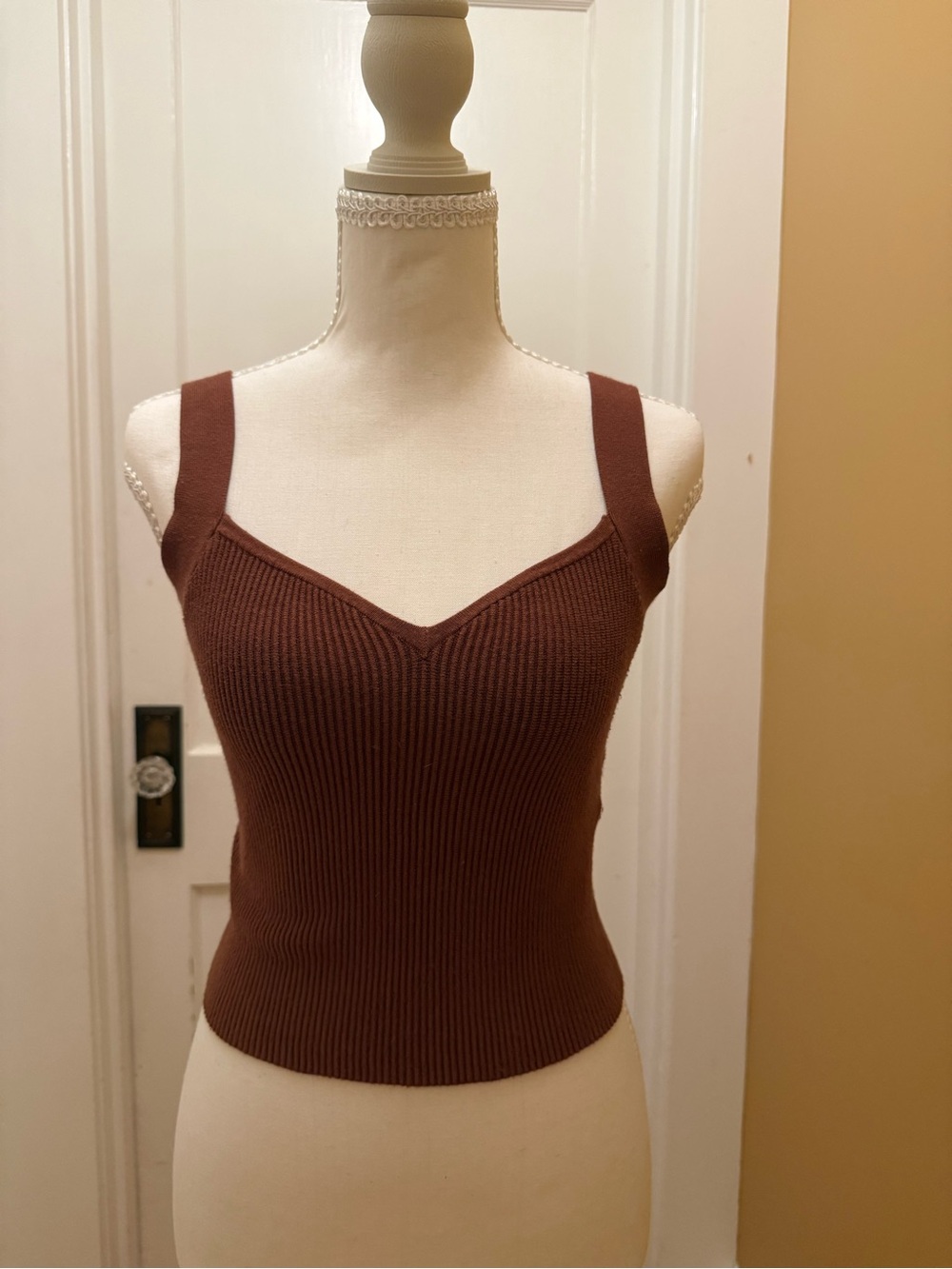 Abercrombie and Fitch Ottoman Sweetheart Sweater Tank EUC